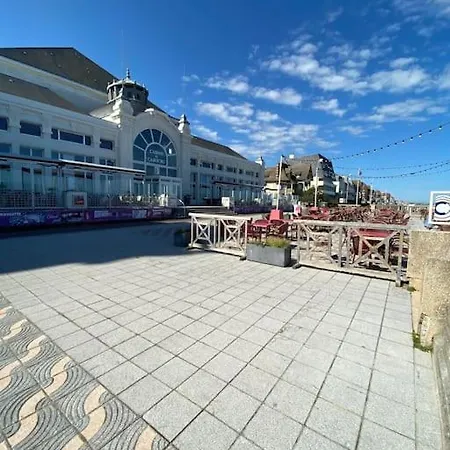Appartement Lumineux Au Coeur De Cabourg Exterior photo